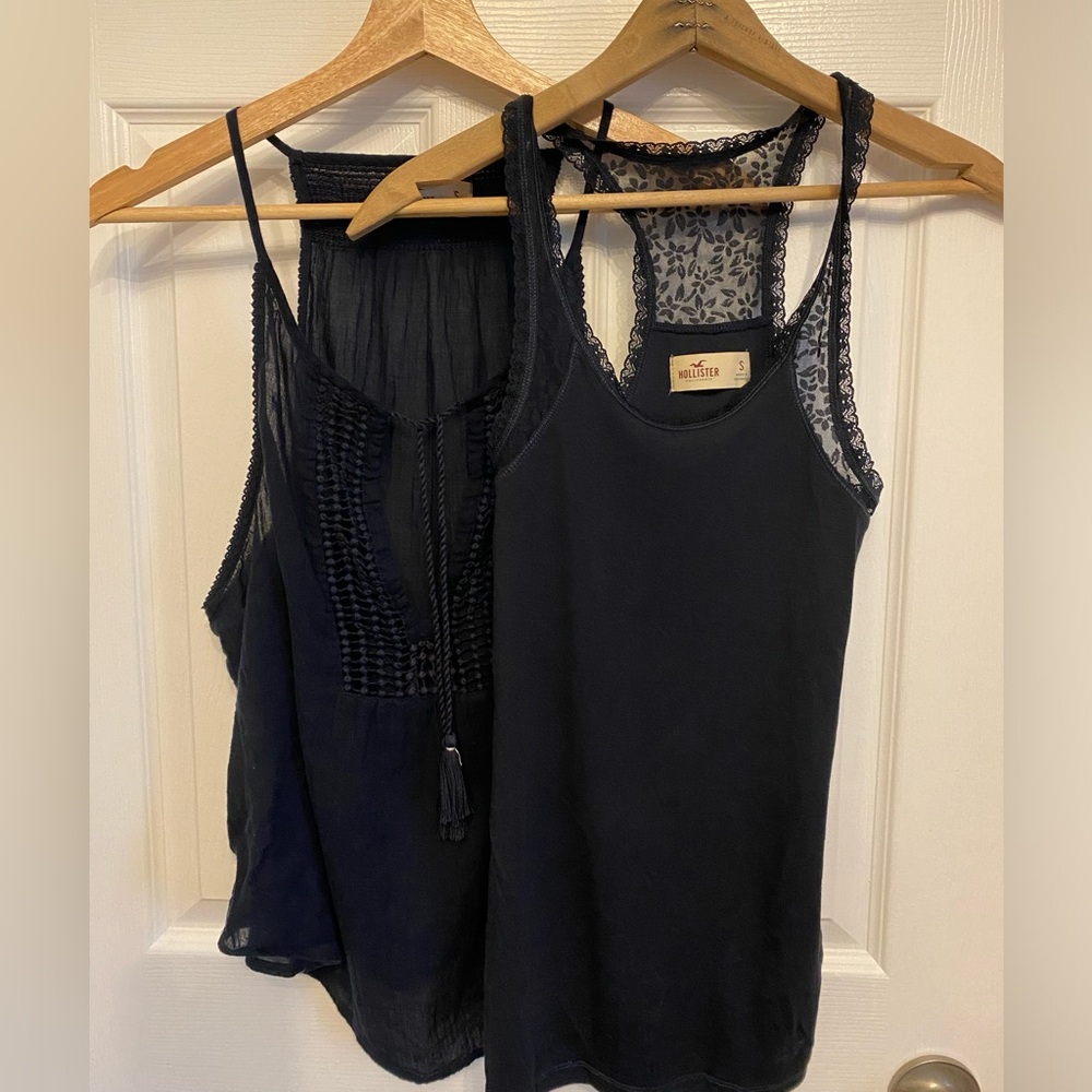 2 Hollister Lace Racerback Tank Tops Shirts  Navy Blue Size Small Women NWT EUC